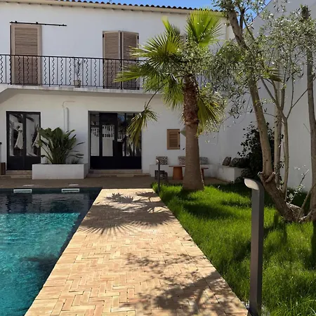 Bed & Breakfast La Maison De - Piscine & Sète