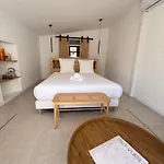 La Maison De - Piscine & 3* 塞特港
