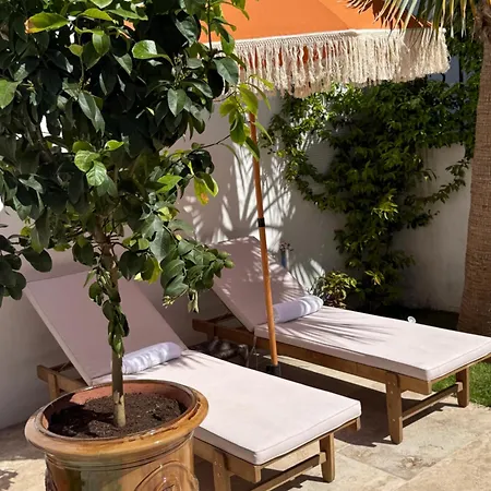 Couette-café La Maison De - Piscine&spa