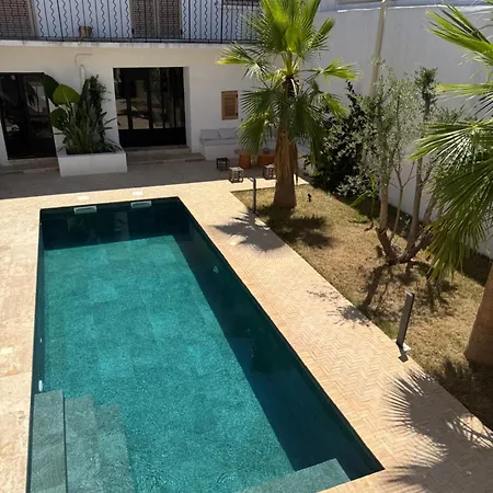 La Maison De - Piscine&spa 4* Sète